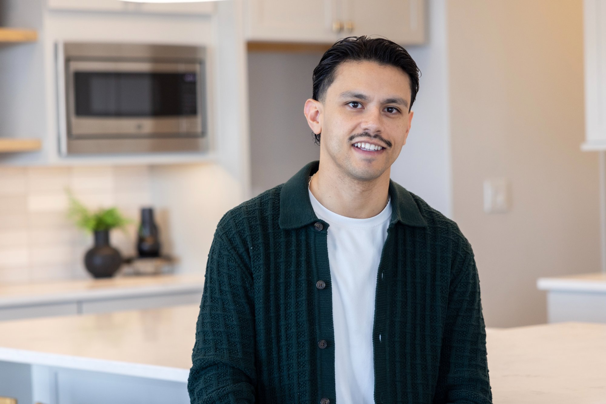 Luis Solis – Bilingual Mortgage Lender, Des Moines